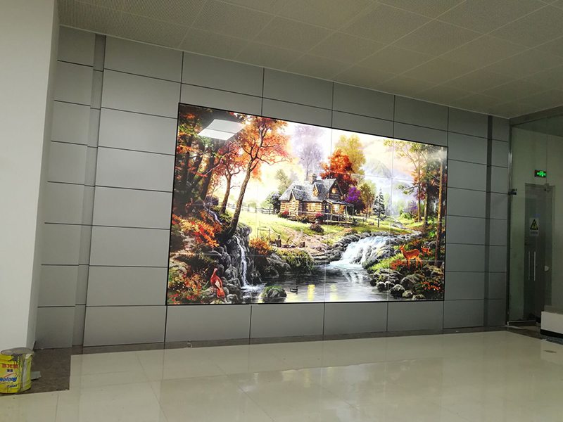 <a href=http://m.fszhiyi.com/ target=_blank class=infotextkey>液晶拼接屏</a>